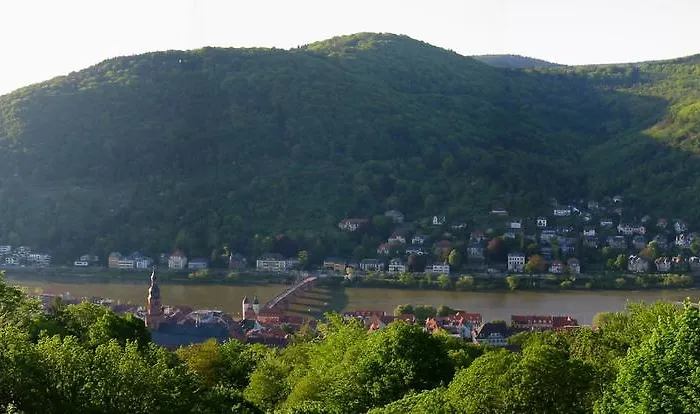 ホテル シュロスホテル モルケンクール